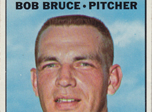 Bob Bruce 1967 Topps #417 Variation Comparison