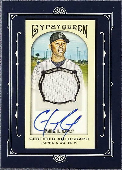 ANDREW MCCUTCHEN SIGNED 250 CAREER HR's TOPPS NOW GAME USED BASE RELIC CARD  237A